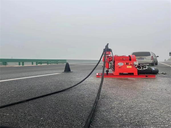 丰城马路路基路面开裂下沉注浆加固灌浆